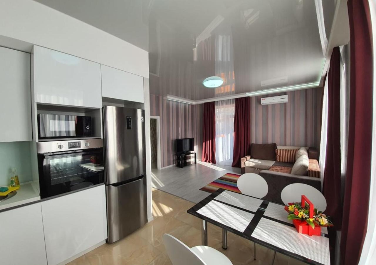Lux New Apartment 2019 Kharkiv Eksteriør bilde